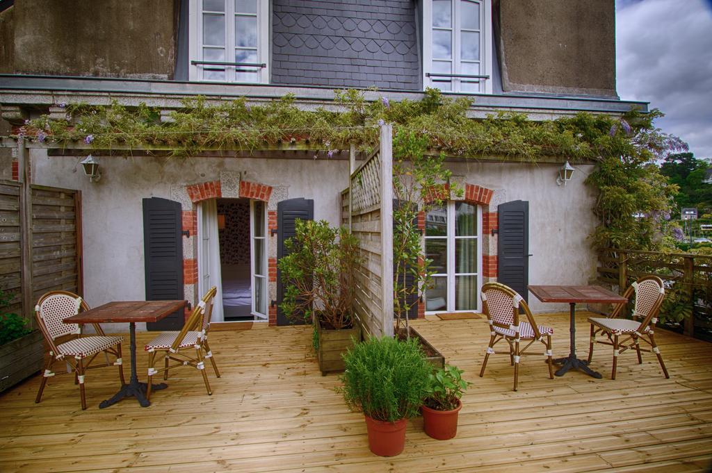 Hotel De Charme Les Mimosas Pont-Aven Rum bild